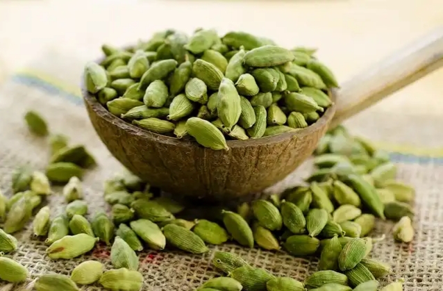 Cardamom Pods 1KG